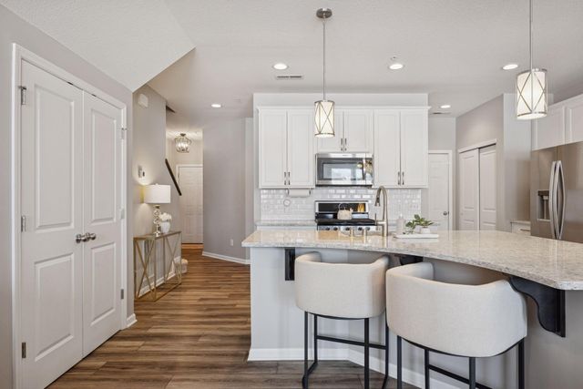 5573 Yucca Lane N, Plymouth, MN 55446