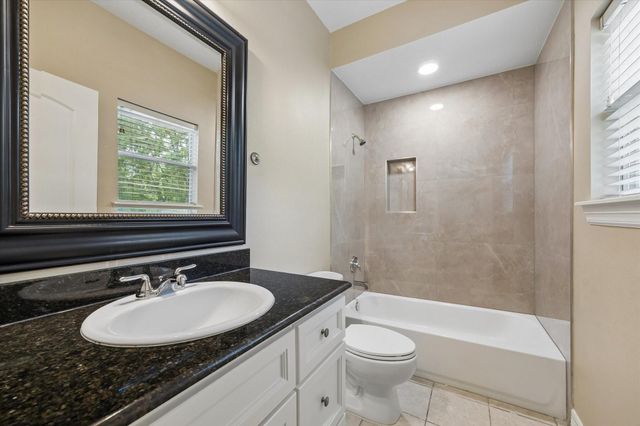 1417 Thompson Street, Houston, TX 77007