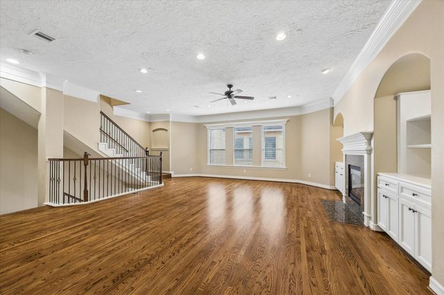 1417 Thompson Street, Houston, TX 77007