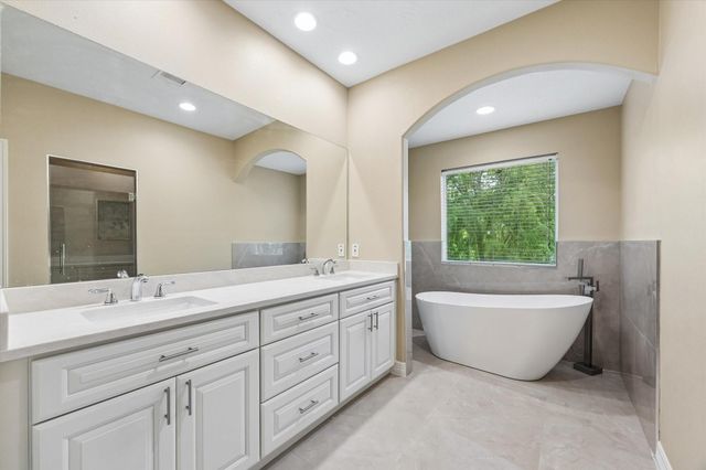 1417 Thompson Street, Houston, TX 77007