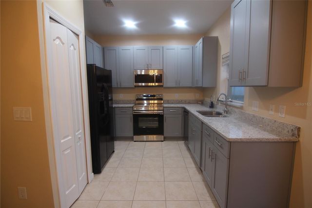 733 FORTANINI CIRCLE, Ocoee, FL 34761