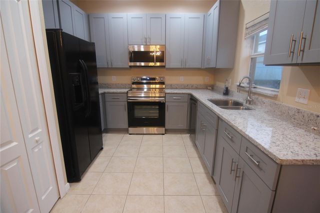 733 FORTANINI CIRCLE, Ocoee, FL 34761