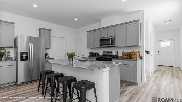 12635 Foxglove Ave, Walker, LA 70785