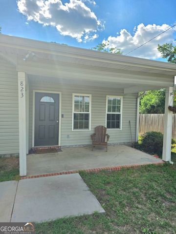 823 N Main Street, Statesboro, GA 30458