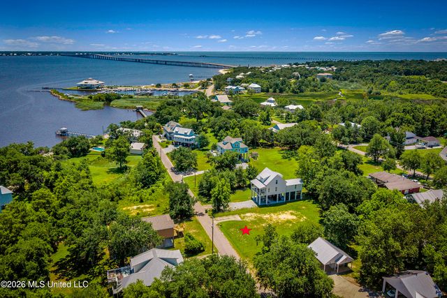112 Leopold Street, Bay Saint Louis, MS 39520