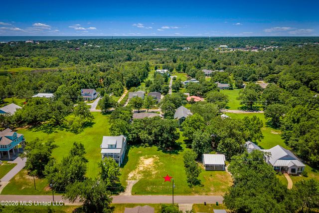 112 Leopold Street, Bay Saint Louis, MS 39520