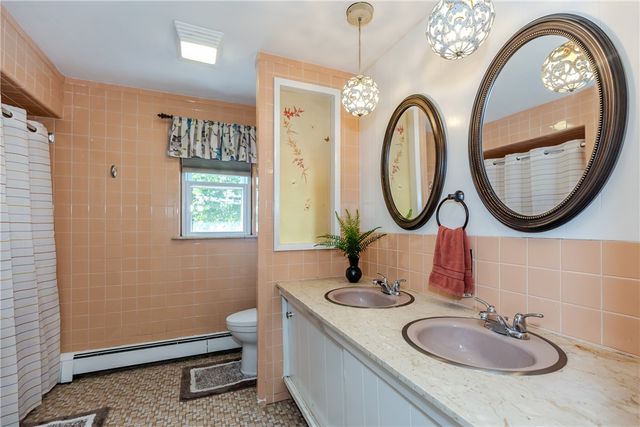 104 Meadow Road, North Providence, RI 02904