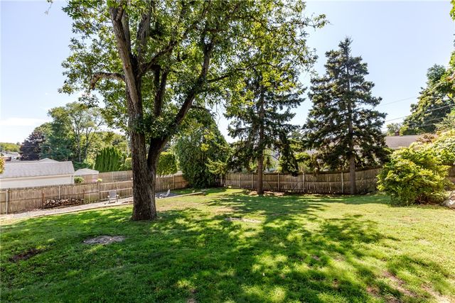 104 Meadow Road, North Providence, RI 02904