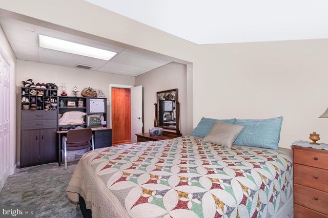 1214 MINNICH RD, Mechanicsburg, PA 17055
