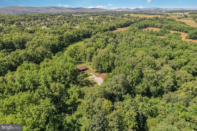 1214 MINNICH RD, Mechanicsburg, PA 17055