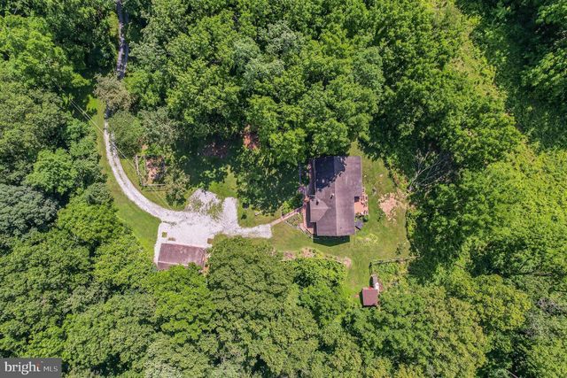 1214 MINNICH RD, Mechanicsburg, PA 17055
