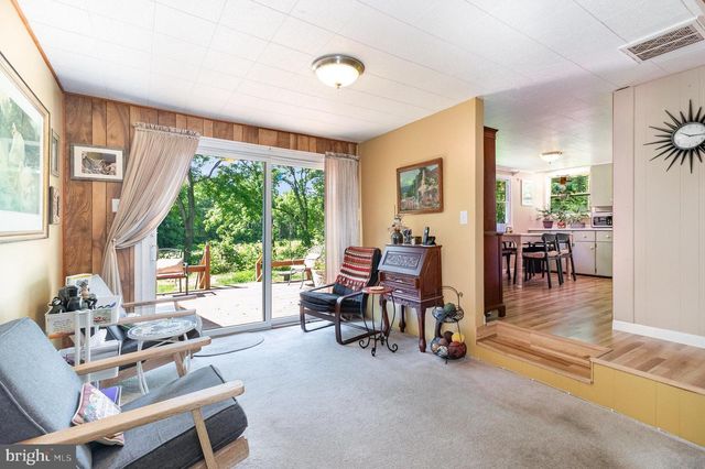 1214 MINNICH RD, Mechanicsburg, PA 17055