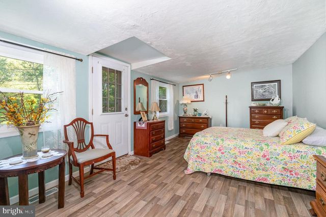 1214 MINNICH RD, Mechanicsburg, PA 17055