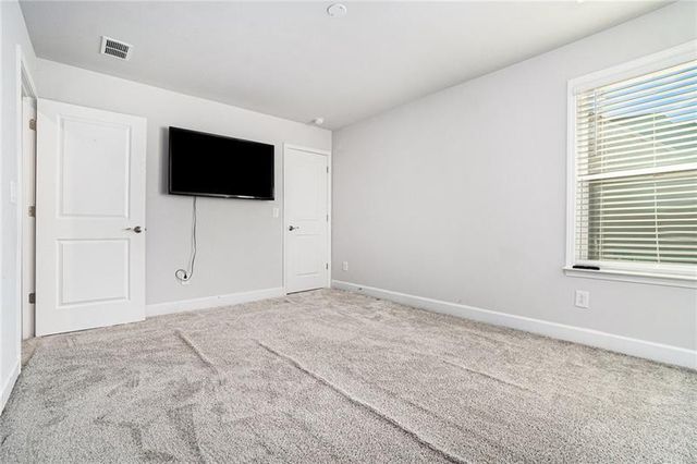 55 Clubhouse Way, Acworth, GA 30101