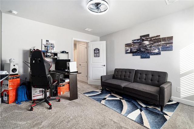 55 Clubhouse Way, Acworth, GA 30101