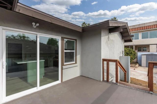 2453 Curlew St, San Diego, CA 92101