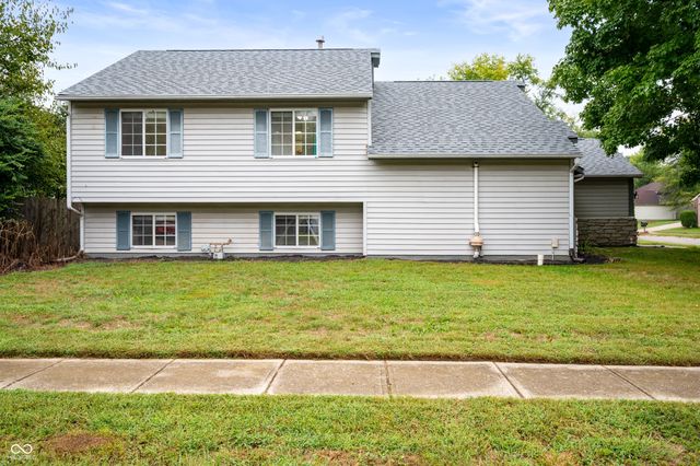 8556 Green Valley Drive, Indianapolis, IN 46217