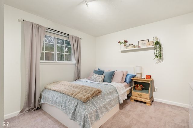 8556 Green Valley Drive, Indianapolis, IN 46217