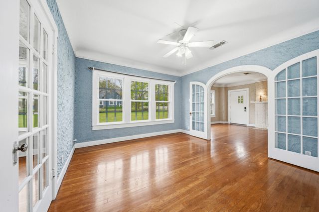 1004 E Franklin Street, Hillsboro, TX 76645