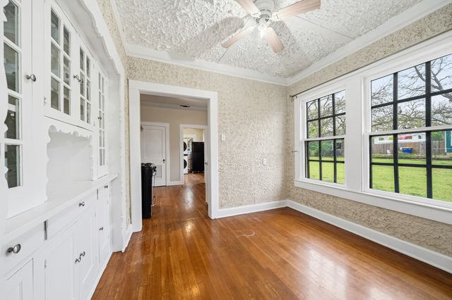 1004 E Franklin Street, Hillsboro, TX 76645