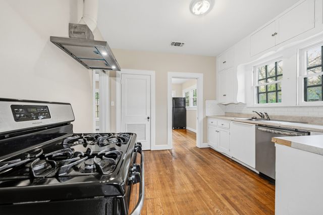 1004 E Franklin Street, Hillsboro, TX 76645