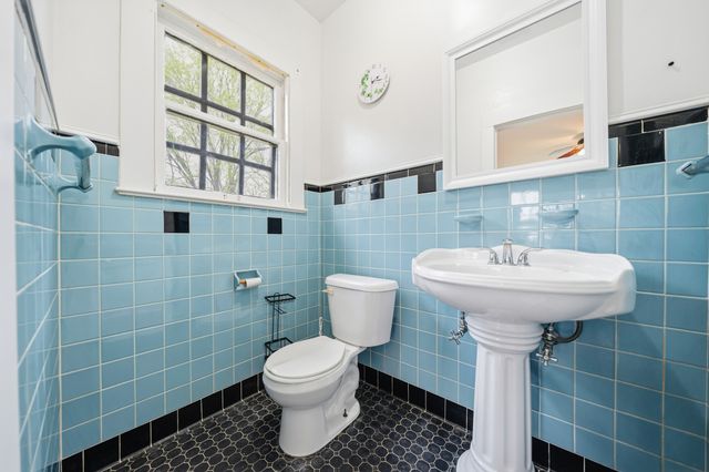 1004 E Franklin Street, Hillsboro, TX 76645