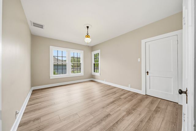 1004 E Franklin Street, Hillsboro, TX 76645