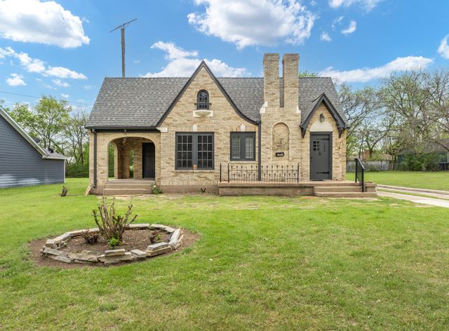 1004 E Franklin Street, Hillsboro, TX 76645