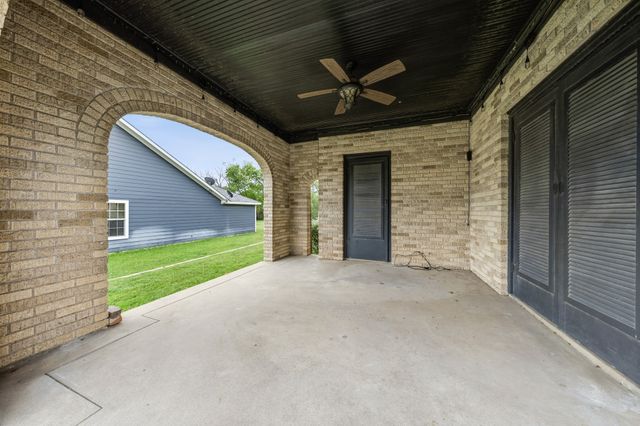 1004 E Franklin Street, Hillsboro, TX 76645