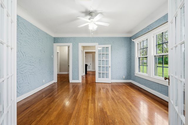 1004 E Franklin Street, Hillsboro, TX 76645