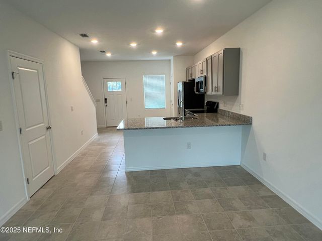 7271 SABAL Terrace, Jacksonville, FL 32210