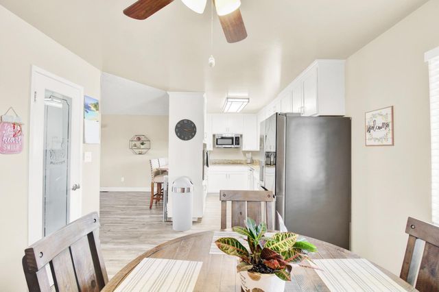 1805 Kienitz Ave, Modesto, CA 95355