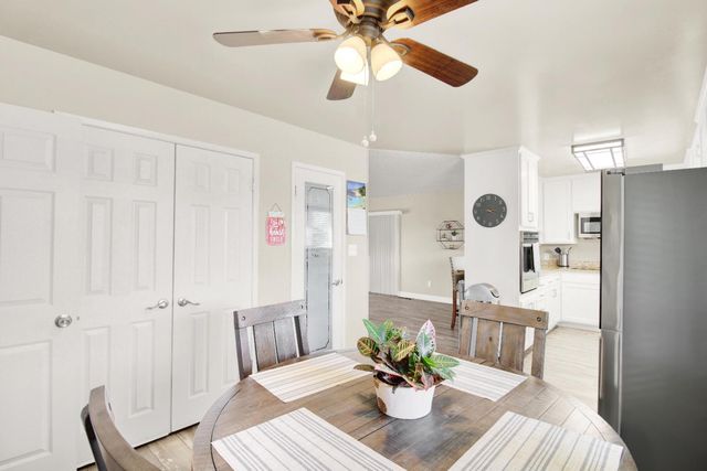 1805 Kienitz Ave, Modesto, CA 95355