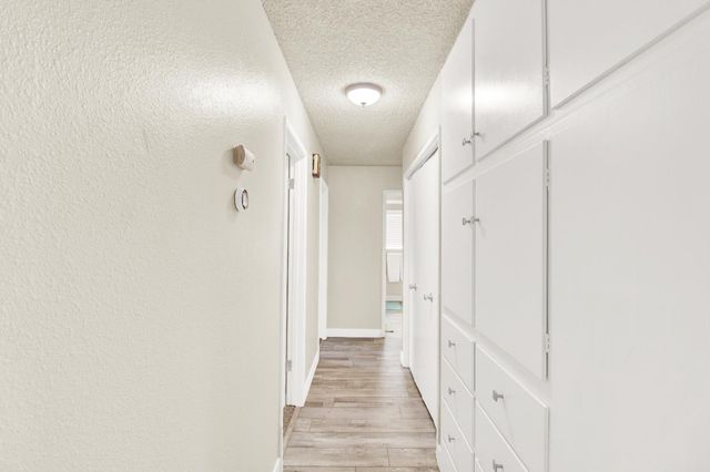 1805 Kienitz Ave, Modesto, CA 95355