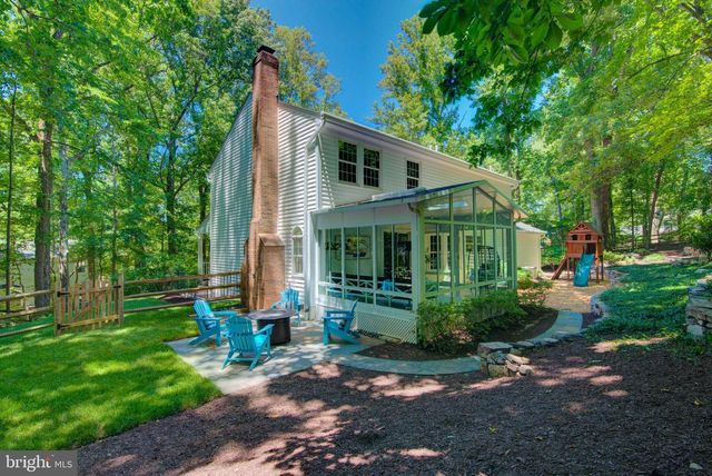 12029 LAKE NEWPORT RD, Reston, VA 20194