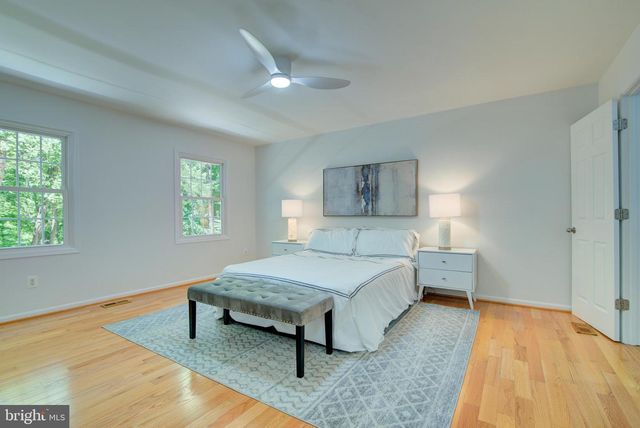 12029 LAKE NEWPORT RD, Reston, VA 20194