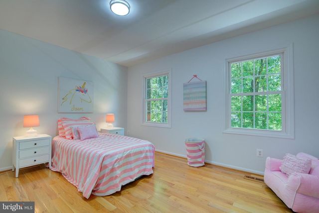 12029 LAKE NEWPORT RD, Reston, VA 20194