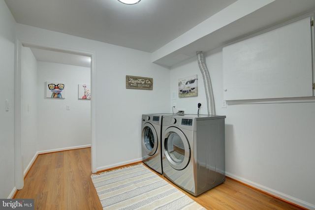 12029 LAKE NEWPORT RD, Reston, VA 20194