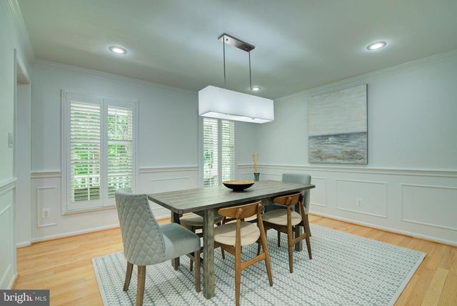 12029 LAKE NEWPORT RD, Reston, VA 20194