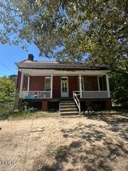 608 Raleigh Street, Oxford, NC 27565