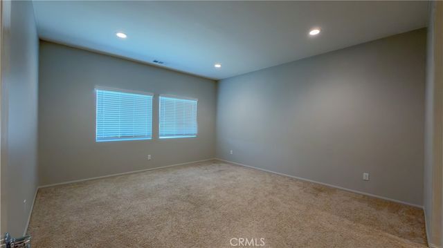 30690 Hawkscrest, Winchester, CA 92596