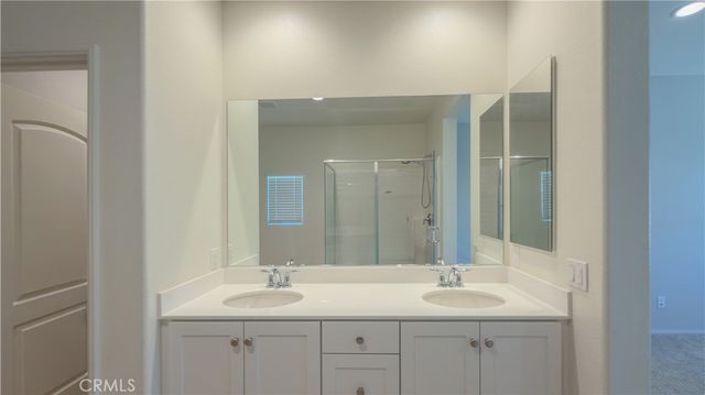 30690 Hawkscrest, Winchester, CA 92596