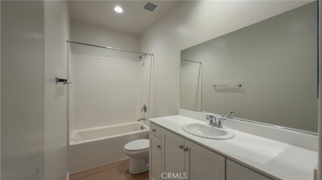 30690 Hawkscrest, Winchester, CA 92596