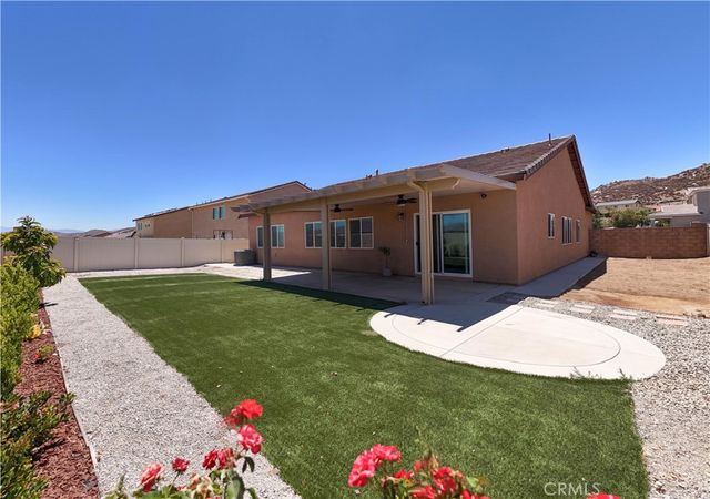 30690 Hawkscrest, Winchester, CA 92596