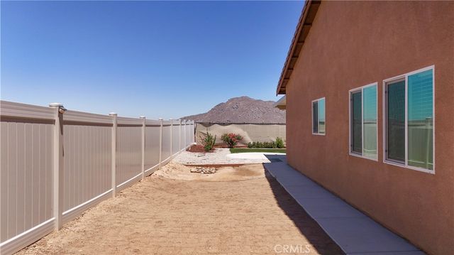 30690 Hawkscrest, Winchester, CA 92596