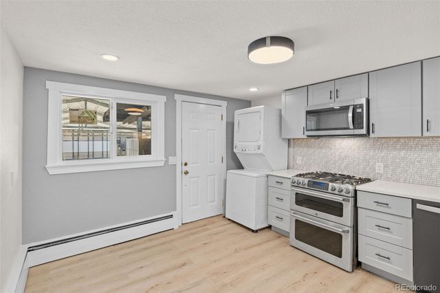 6500 W 14th Avenue, Lakewood, CO 80214