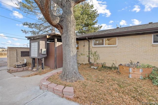 6500 W 14th Avenue, Lakewood, CO 80214