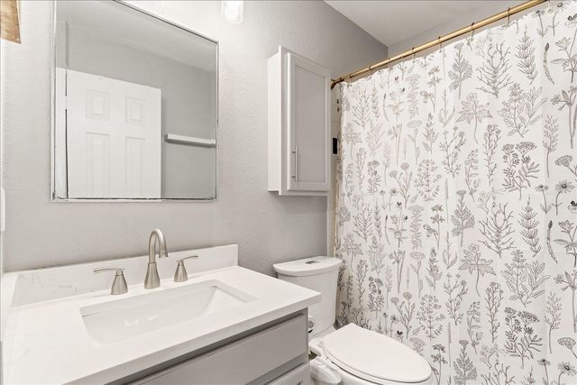 4456 Mather, Kyle, TX 78640