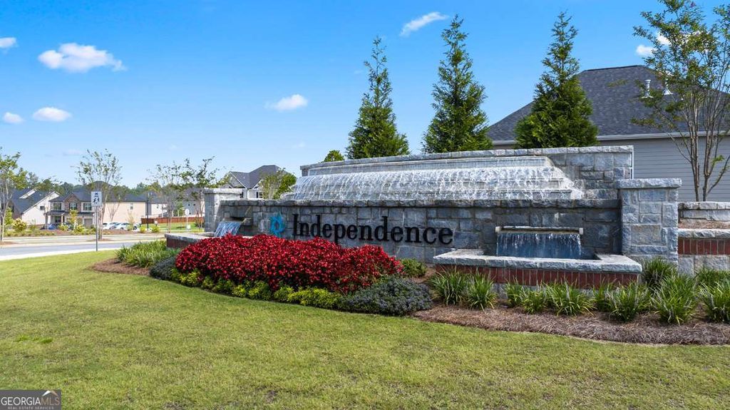 495 SILVER MOON Drive, Loganville, GA 30052