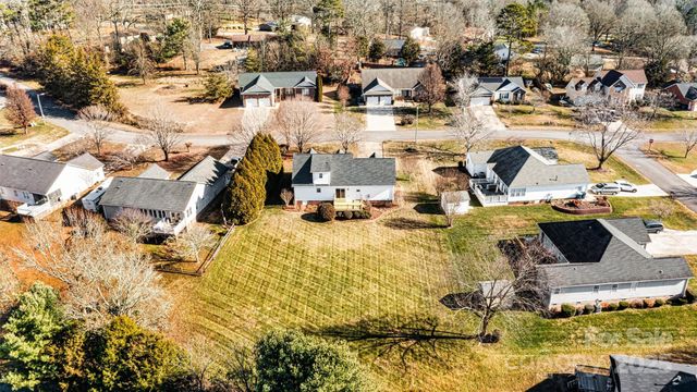 3485 Overbrook Drive, Conover, NC 28613